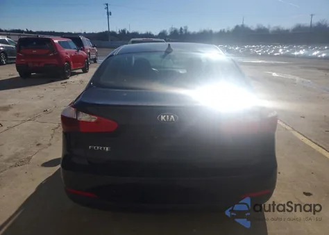 2016 Kia Forte Lx z USA, uszkodzony, nr VIN KNAFX4A6XG5555788